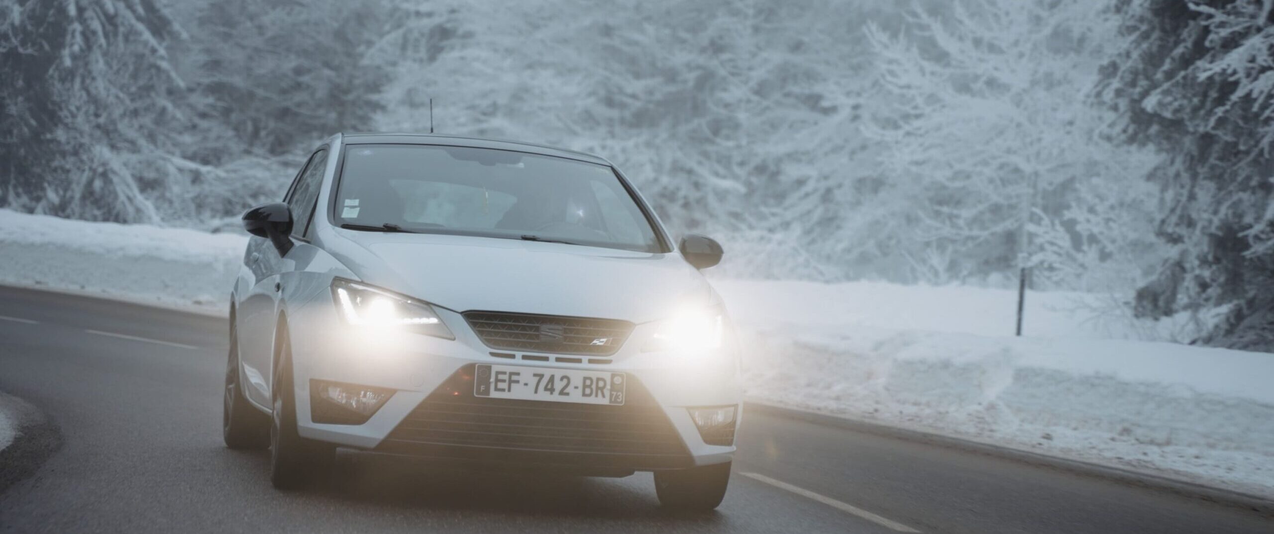Seat Ibiza Cupra dans la neige